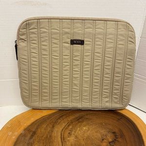 Tumi Padded Quilted Lap Top Case IPAd Case